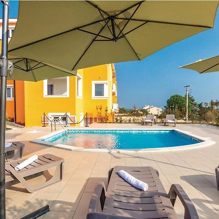 Apartments Sun Premantura Luaran gambar